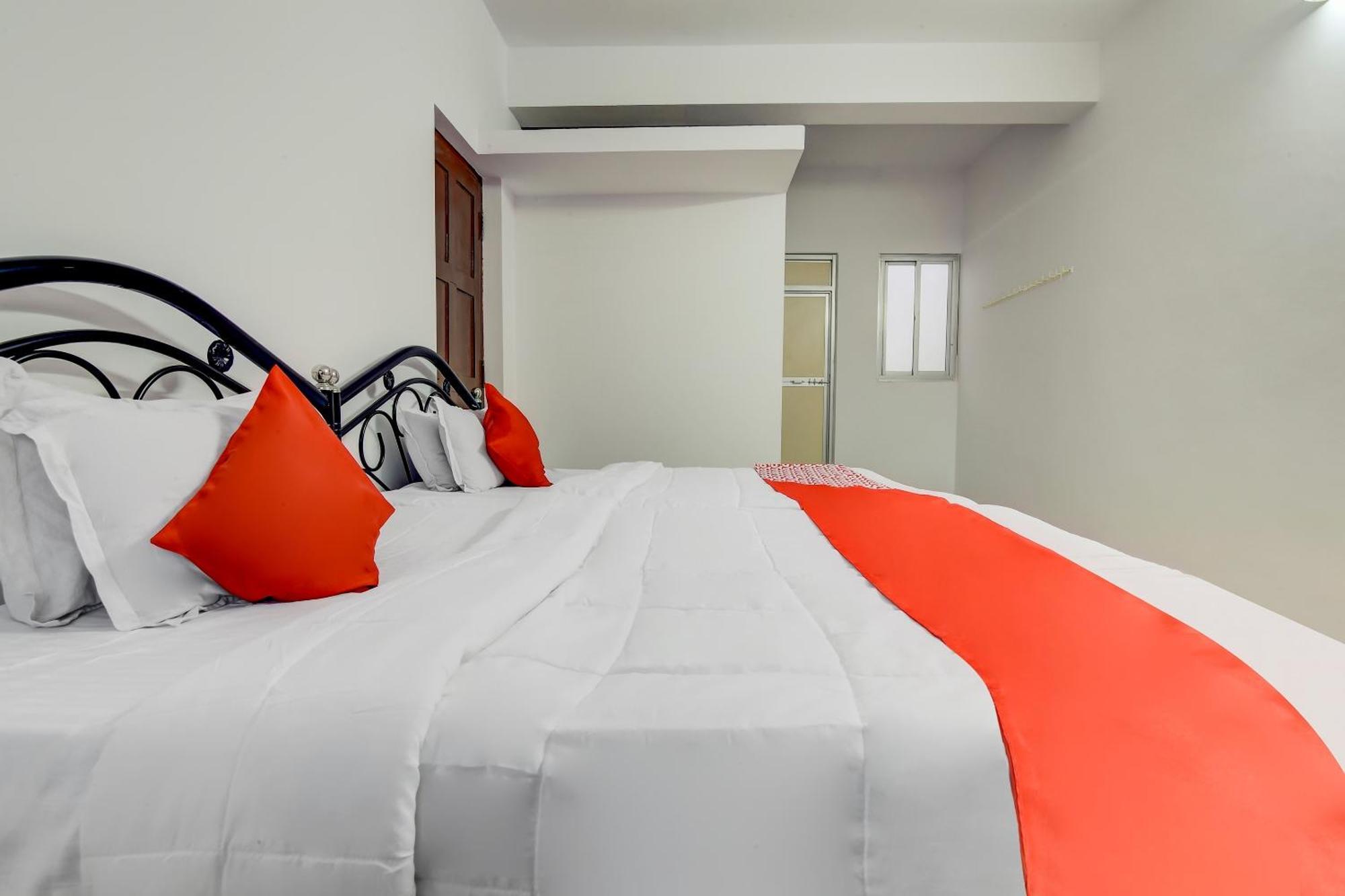 Hotel O Omkar Guest House Near Immaculate Conception Church Панаджи Екстериор снимка