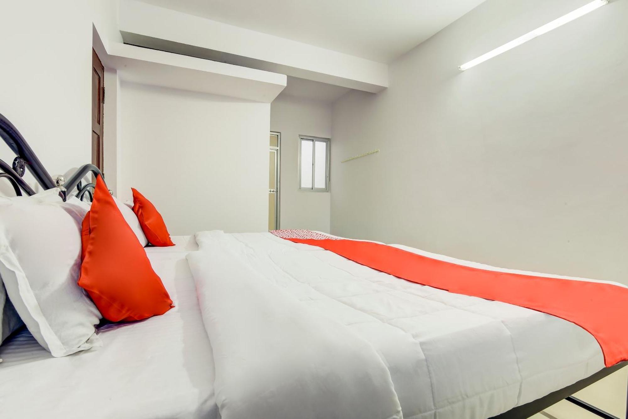 Hotel O Omkar Guest House Near Immaculate Conception Church Панаджи Екстериор снимка