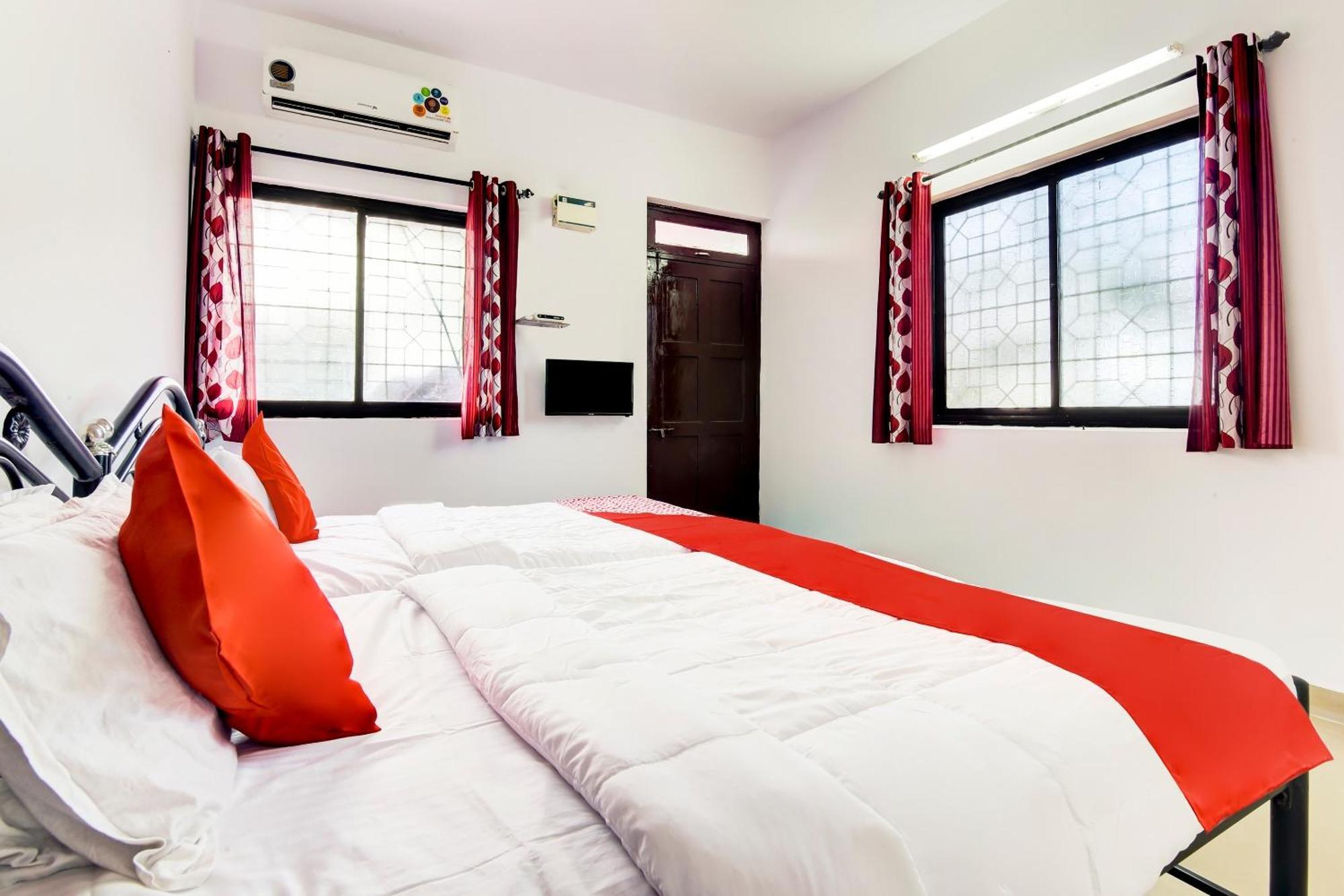 Hotel O Omkar Guest House Near Immaculate Conception Church Панаджи Екстериор снимка